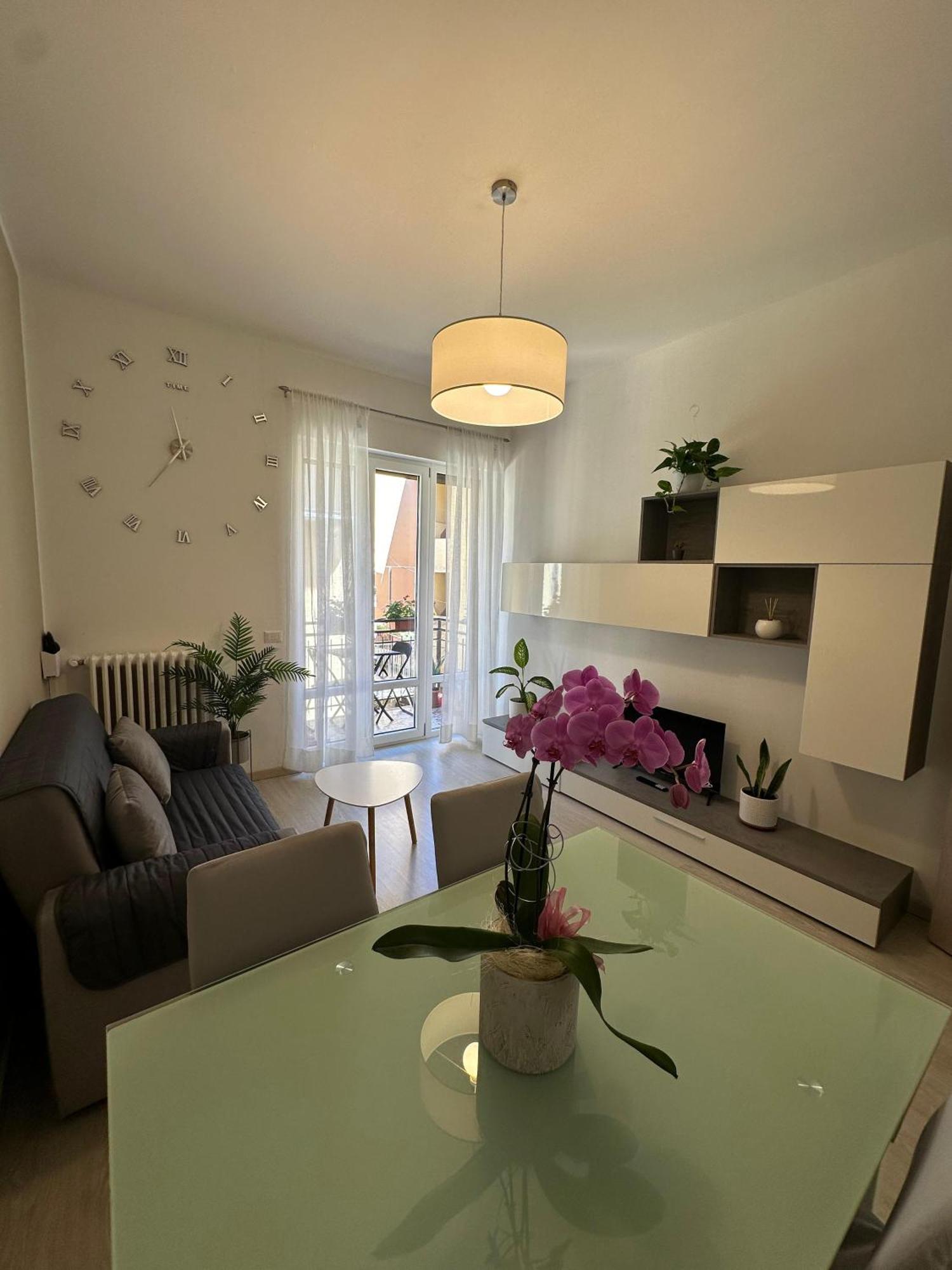 Apartment Jessy Бавено Екстер'єр фото