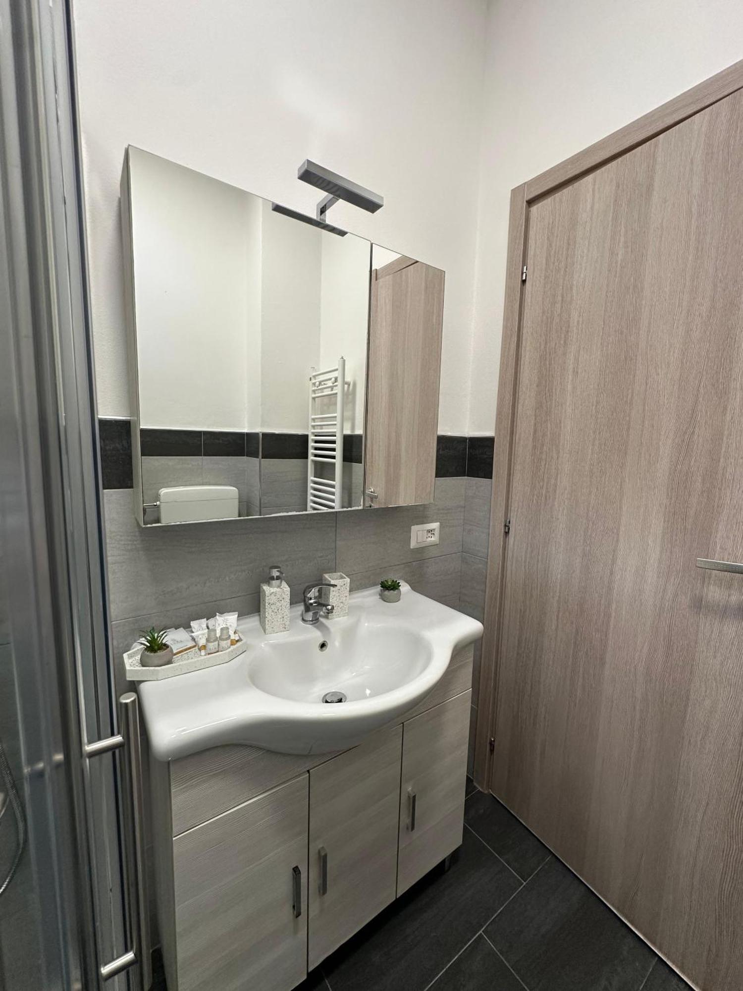 Apartment Jessy Бавено Екстер'єр фото